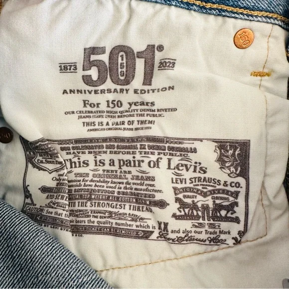 New Levi’s 501 90’s  Patchwork shorts anniversary edition light wash jean - Picture 11 of 14
